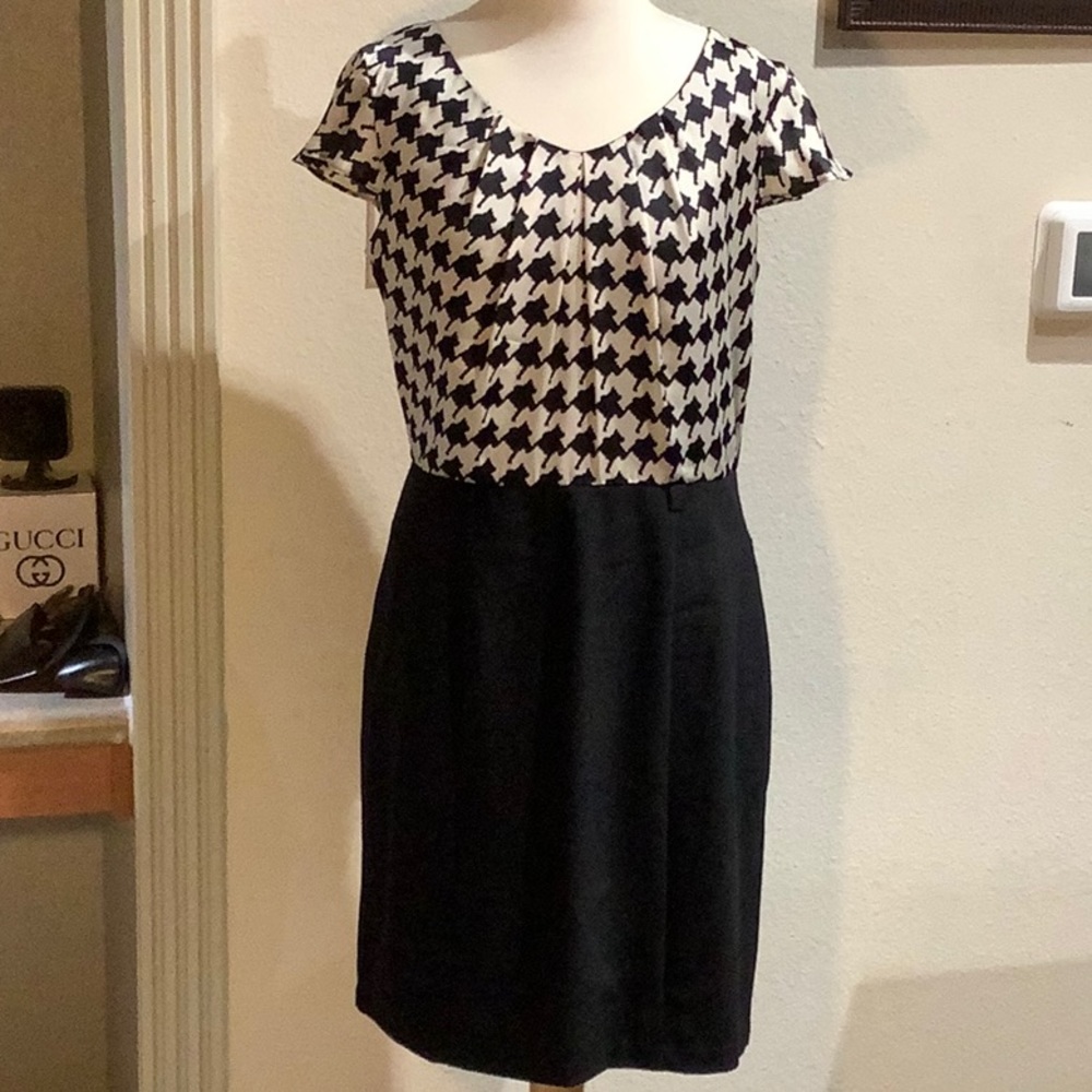 Alyx black pencil dress with black/white print